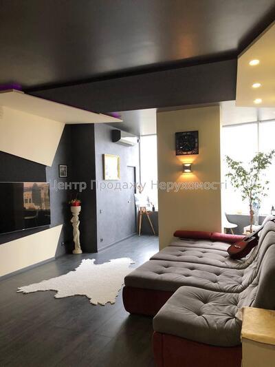 Продам 2к квартиру з ремонтом в ЖК Мир Q8