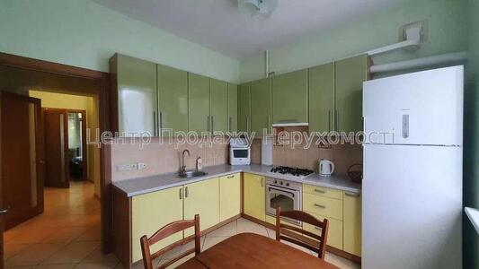 Продам 3к квартиру, Харківська набережна, Центр Q8