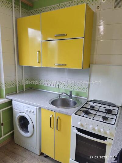 Продаж квартири 3 кімнатної у Харкові. Салтівка