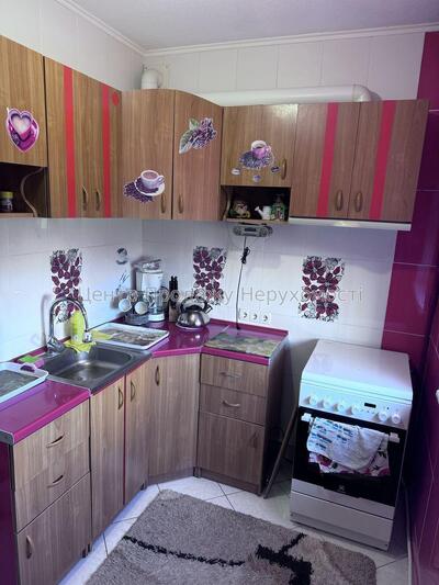 Продам 3к. квартиру метро Палац Спорту