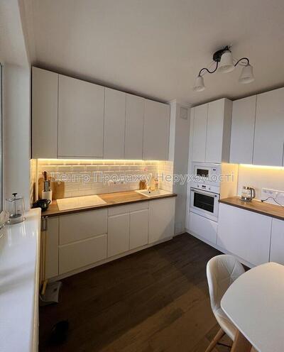 Продам квартиру Харків, Ахсарова Енвера вул.