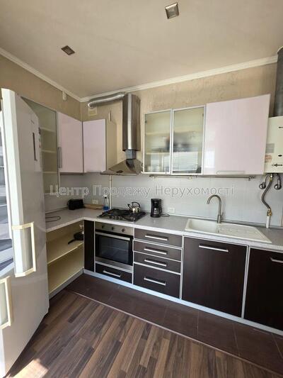 Продам квартиру Харків, Алчевських вул.