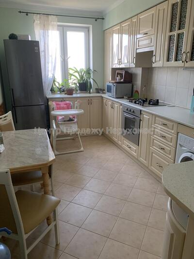 Продаж квартири в Харкові, 3 кімнати, Північна Салтівка