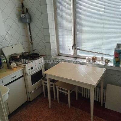 Продам квартиру Харків, Владислава Зубенка вул.