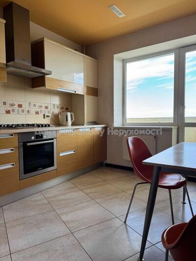 Продам 3 кімн квартиру, Салтівка, новобудова К8