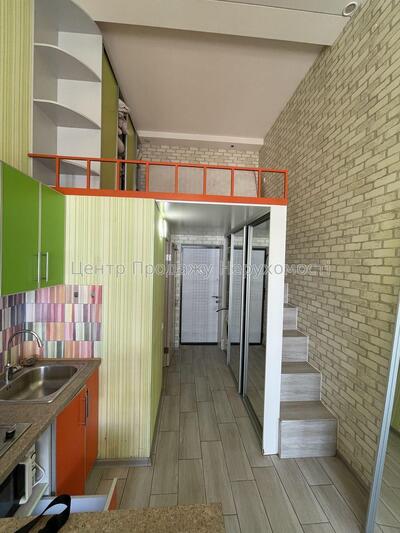 Продаж дворівневої гостинки на Воробйових горах!