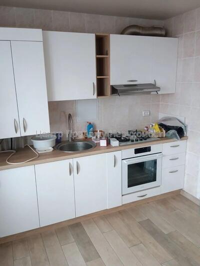 Продаж квартири в Харкові, 4 кімнати. Кулиничі