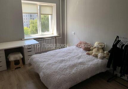 Продам гостинку Харків, Тахіатаська вул.