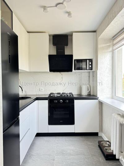 Продам 2к квартиру з ремонтом