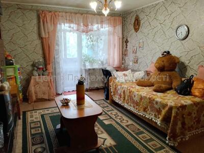 Квартира з гарним плануванням недалеко від метро