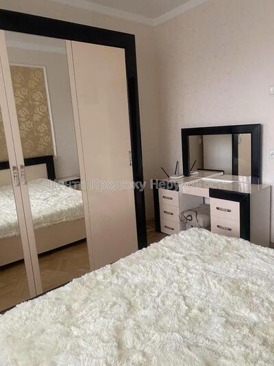 Продається 4 кімнатна квартира в Харкові. Салтівка