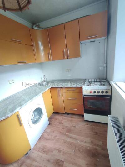 Продам квартиру Харків, Метробудівників вул.