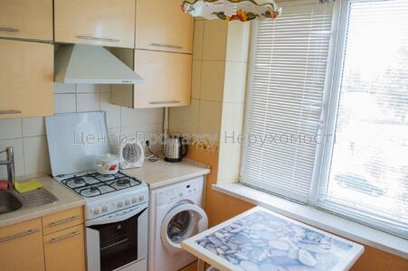 Продам квартиру Харків, Валентинівська вул.