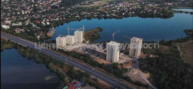 Продаж великої квартири в нобобудові біля метро Салтівська