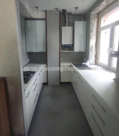 Продам квартиру Харків, Євгенія Єніна вул.