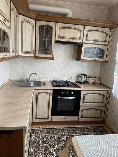 Продам квартиру Харків, Нескорених вул.