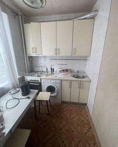 Продам 4-кімнатну квартиру, метро Салтівська