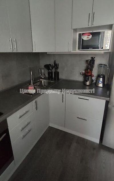 Продам квартиру Харків, Дмитрівська вул.