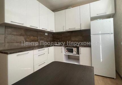 Продам квартиру Харків, Космічна вул.