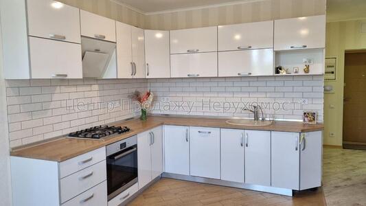 Продам квартиру ЖК «Молодежный городок» Харків, Перемоги просп.