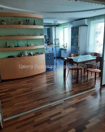 Продам квартиру Харків, Льва Ландау просп.