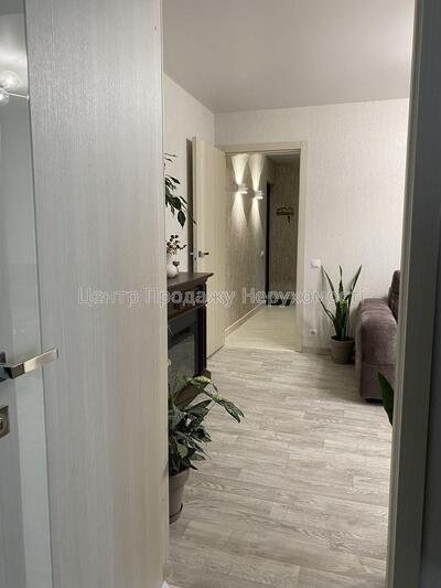 Продам квартиру Харків, Нескорених вул.