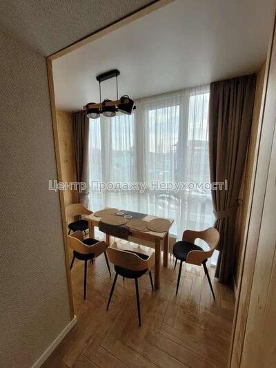 R8 Продам шикарну 2к. квартиру в ЖК \