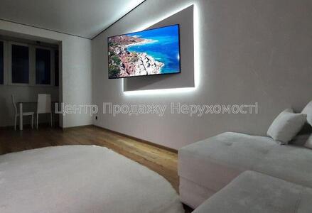 Продам квартиру Харків, Нескорених вул.