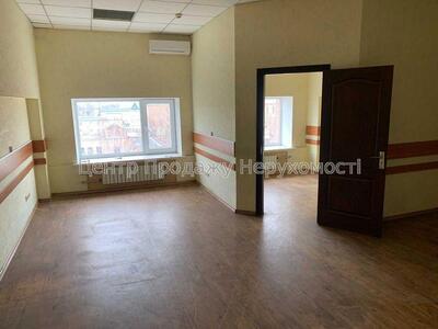 Продам офисное помещение Харків, Добровольців вул.