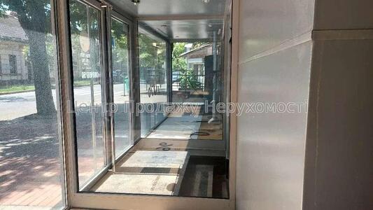 Здам приміщення в центрі, вул. Сумська