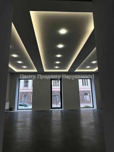 Здам приміщення біля ТРЦ Нікольський