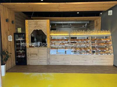 Здам приміщення біля метро