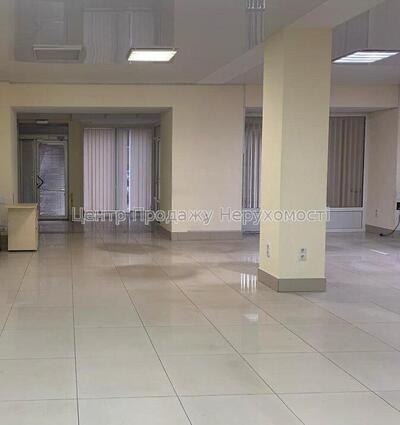 Здам приміщення поряд з метро Наукова