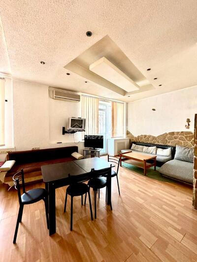 Аренда 3 к.кв., Центр, м. Яр. Мудрого, ул.Лермонтовская