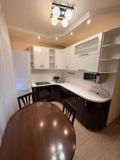 Продається 3-кімнатна квартира в Харкові. Салтівка