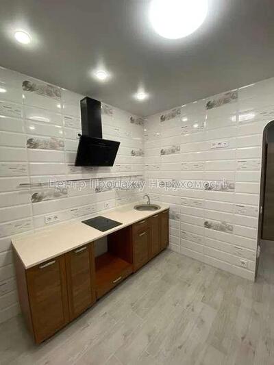 Продам 1к квартиру з ремонтом в новобудові ЖК Пташка К8