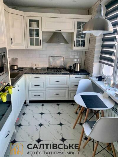 3012-ОЛ Продам 3К квартиру на Салтовке Студенческая 522 м/р