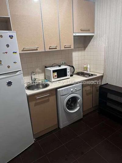 Продам квартиру Харків, Георгія Тарасенка вул.