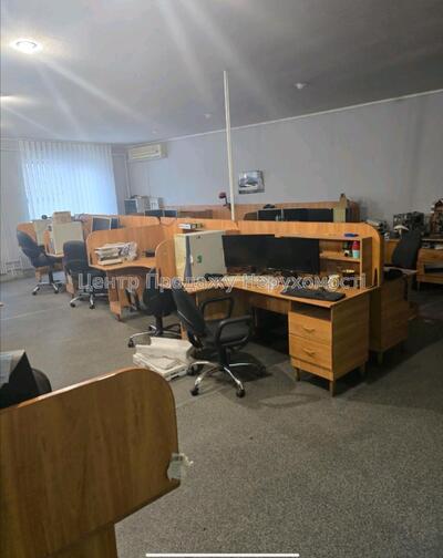Здається в оренду офіс на вул. Дарвіна