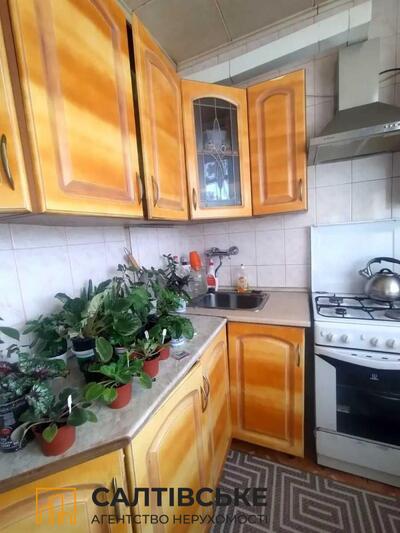 КЮ-3243 Продам 2к квартиру на Салтовке ТРК Украина 604 м/р