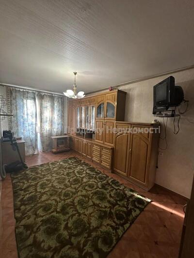 Продається 3-кімнатна квартира в Харкові.Салтівка