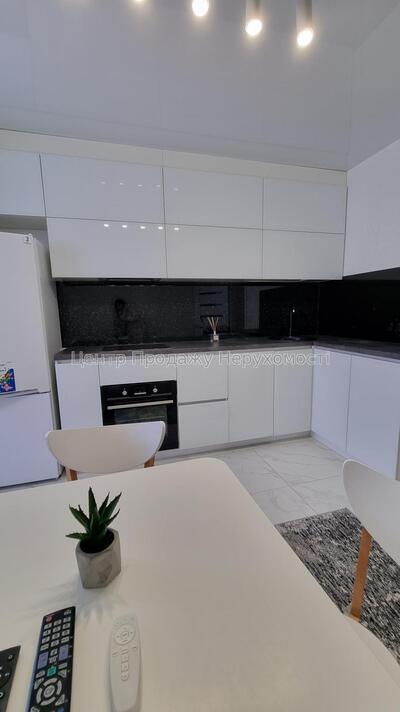 2-к квартира 52 м² у ЖК “Архітекторів” — сучасний ремонт з меблями