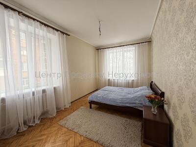 Ексклюзив Суперова сталінка 3 окремі кімнати!