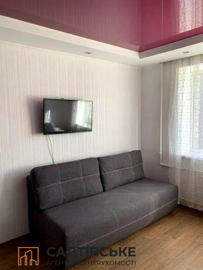 3443-АО Продам гостинку 26м2 на Салтовке Медкомплекс 627 м/р