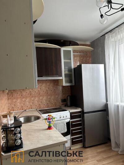 3577-КЮ Продам 2к квартиру на Салтовке Медкомплекс 627 м/р