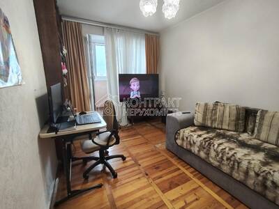 Продам 2 к.квартиру Жуковського єВідновлення
