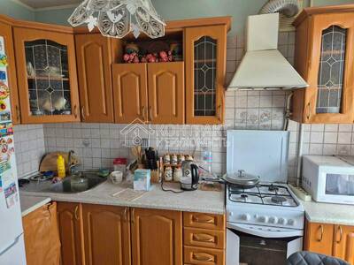 Продам 2 кім. квартиру 6/10 по вул.Нескорених