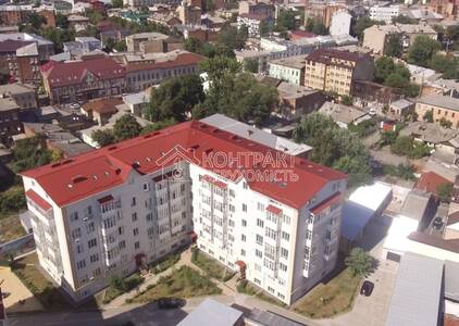 Продається 1к квартира, Центр