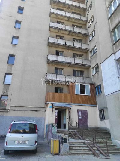 Здається двокімнатна гостинка по вулиці  Ньютона