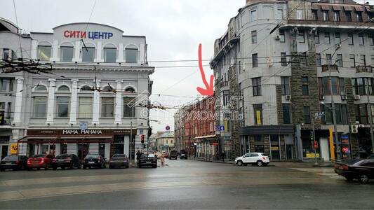 Продаж гостинки у самому центрі міста